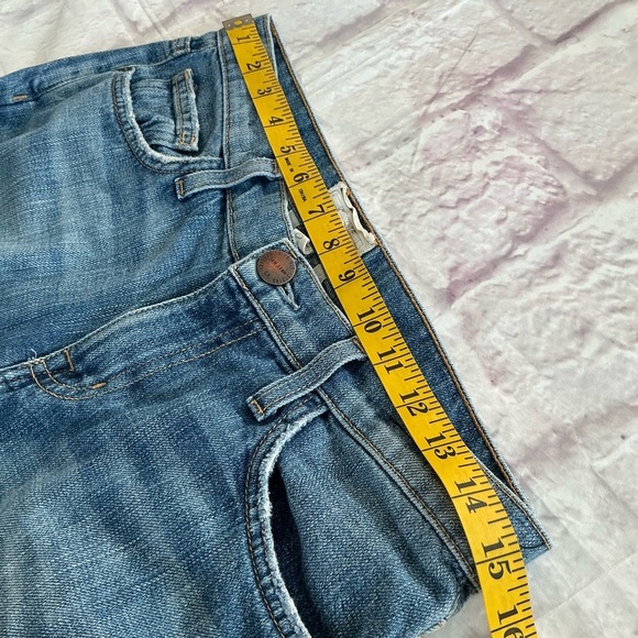 Current/Elliott Light Blue Distressed Cropped Jeans - Picture 7 of 11